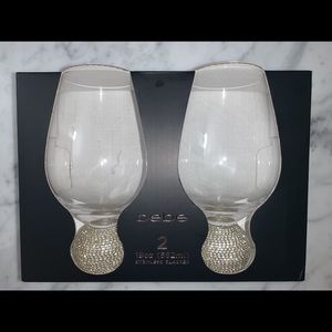 NWT BEBE BLING STEMLESS GLASSES
